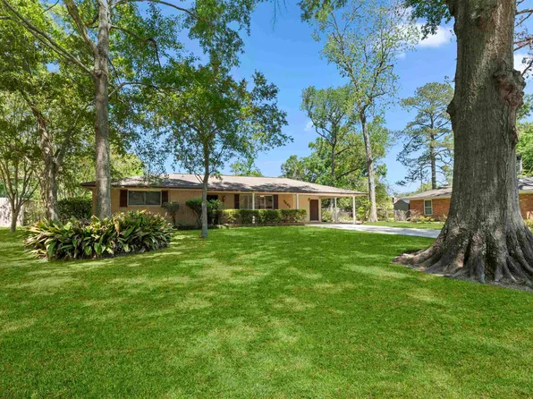 9445 Greenbriar Dr, Baton Rouge, LA 70815