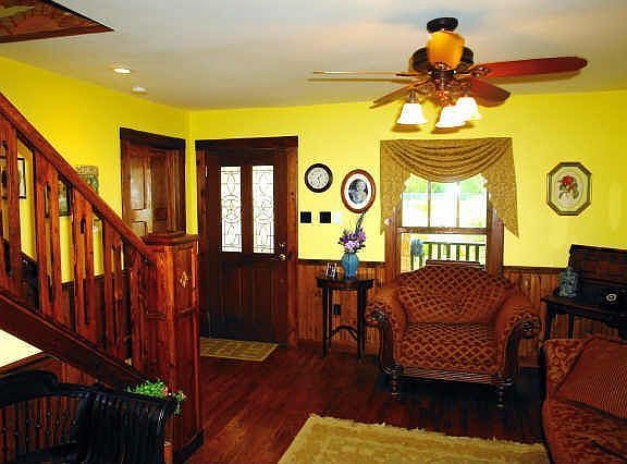 5th image of 409 Cedar St #A