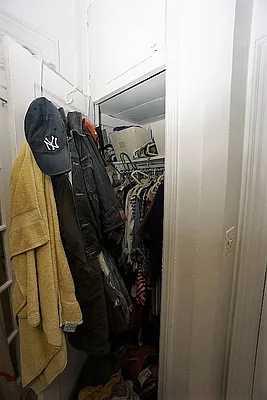 Rented by Universal Realty Group | media 5