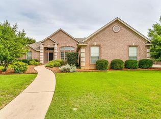 1503 Wordsworth Dr, Cleburne, TX 76033