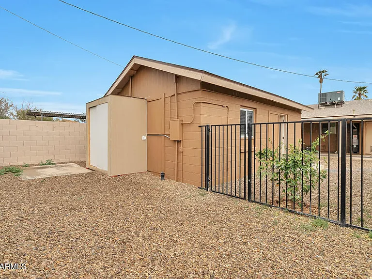 1638 E Granada Rd #B — Photo 18