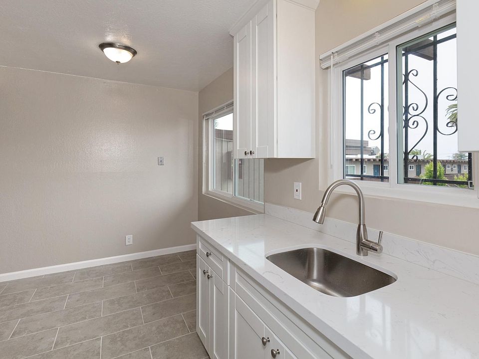 1st image of 2800 21st Ave #19