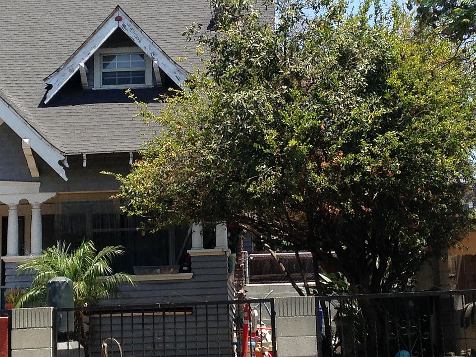 2nd image of 3106 S Hobart Blvd