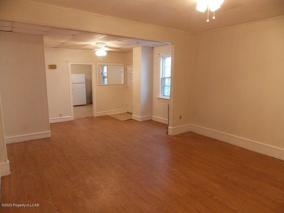 2nd image of 24 E Elm St