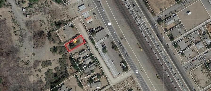 2nd image of 19272 Private Rd
