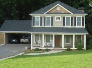 545 Ridgeview Ln, Lavonia, GA 30553