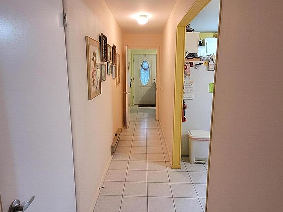 3rd image of 166 Hudson Parkway #A