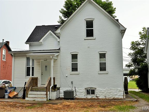 3rd image of 118 N 15th St