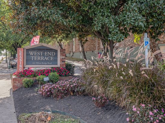 261 White Bridge Pike APT 141, Nashville, TN 37209