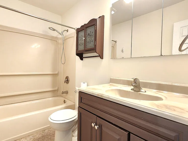 5 Glenwood Dr — Photo 17