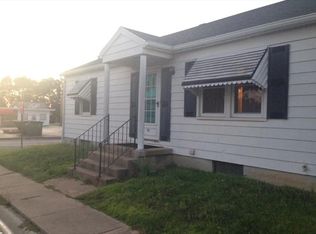 121 W South 1st St, Red Bud, IL 62278