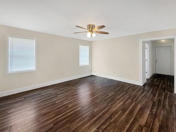 5th image of 1231 Martinez St