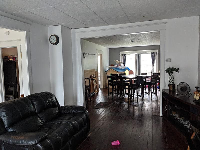 2nd image of 416 W Green St
