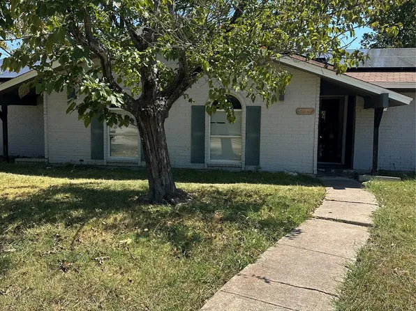 3614 Skyline Dr, Rowlett, TX 75088