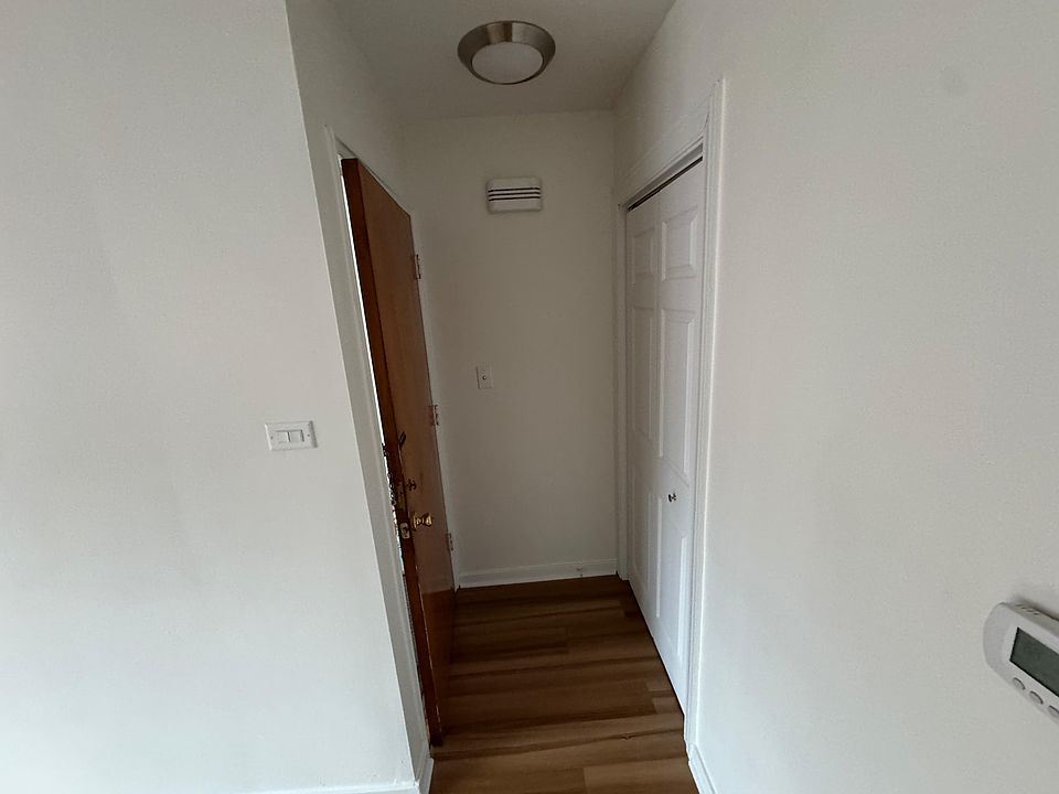 1st image of 2630 W Farragut Ave APT 2N