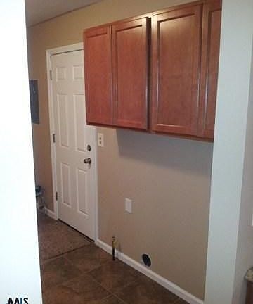 5th image of 550 E Lincoln Ave