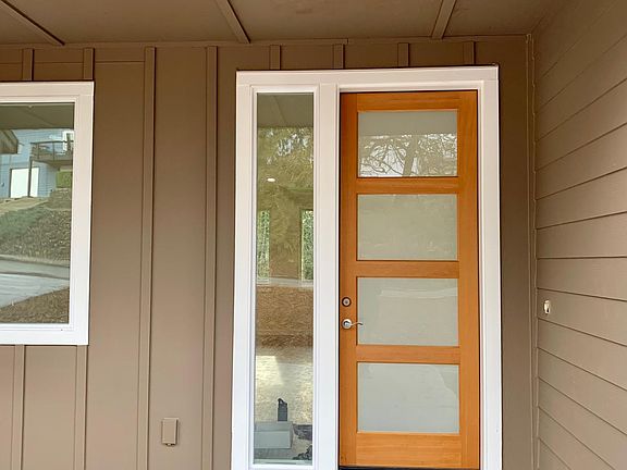 4th image of 2533 E Lynnwood Dr