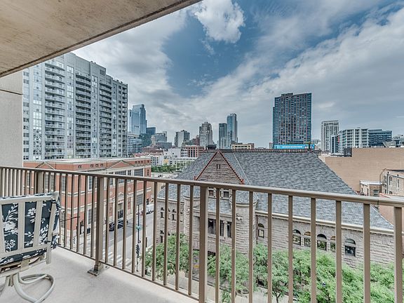 635 N Dearborn St APT 801, Chicago, IL 60654 | MLS #11875030 | Zillow