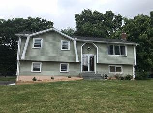 55 Seminary St, Bristol, CT 06010