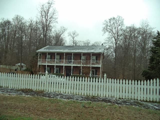 1st image of 2520 Huntington Woods Dr