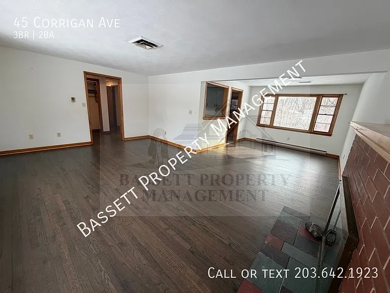 45 Corrigan Ave — Photo 5