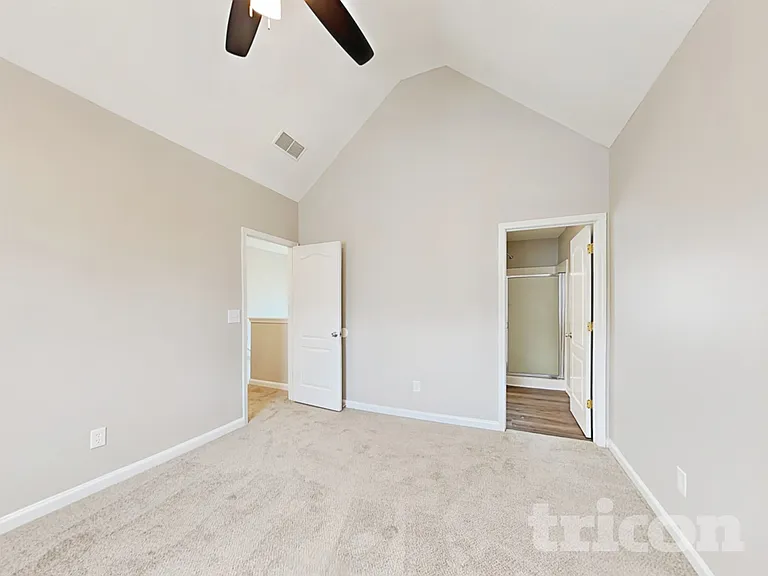 1239 Eagles Pass — Photo 7