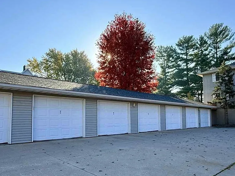 139 Northridge Dr #121 — Photo 2