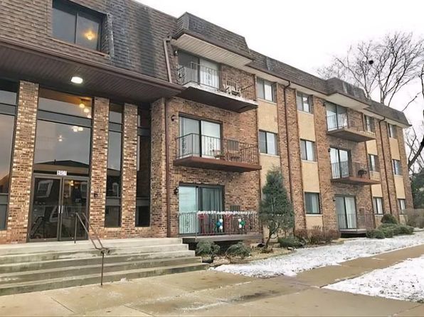 8901 S Roberts Rd APT 107