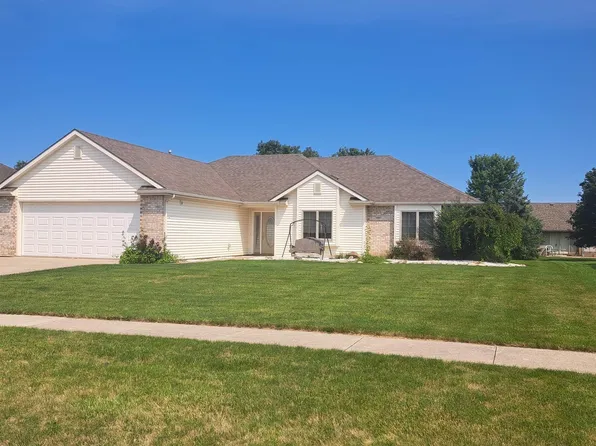 1114 Sycamore Ct, Auburn, IN 46706
