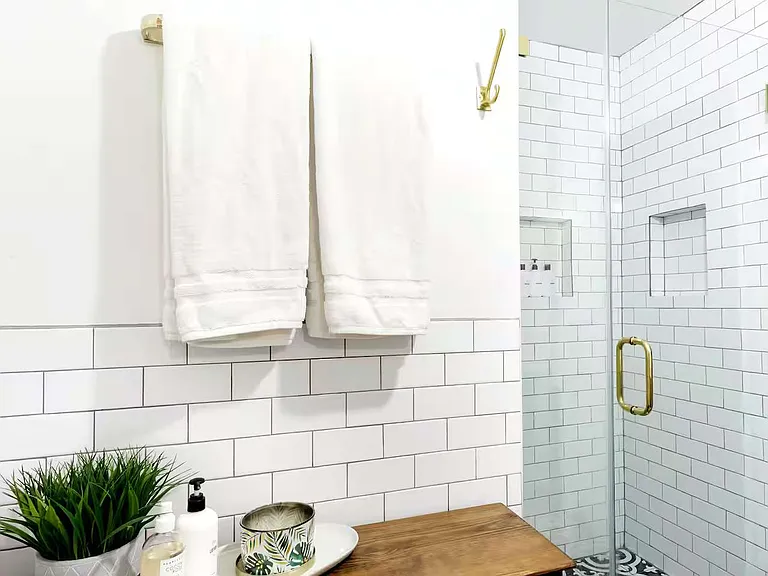 master bedroom ensuite bathroom