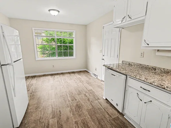 552 Karey Dr, Birmingham, AL 35215