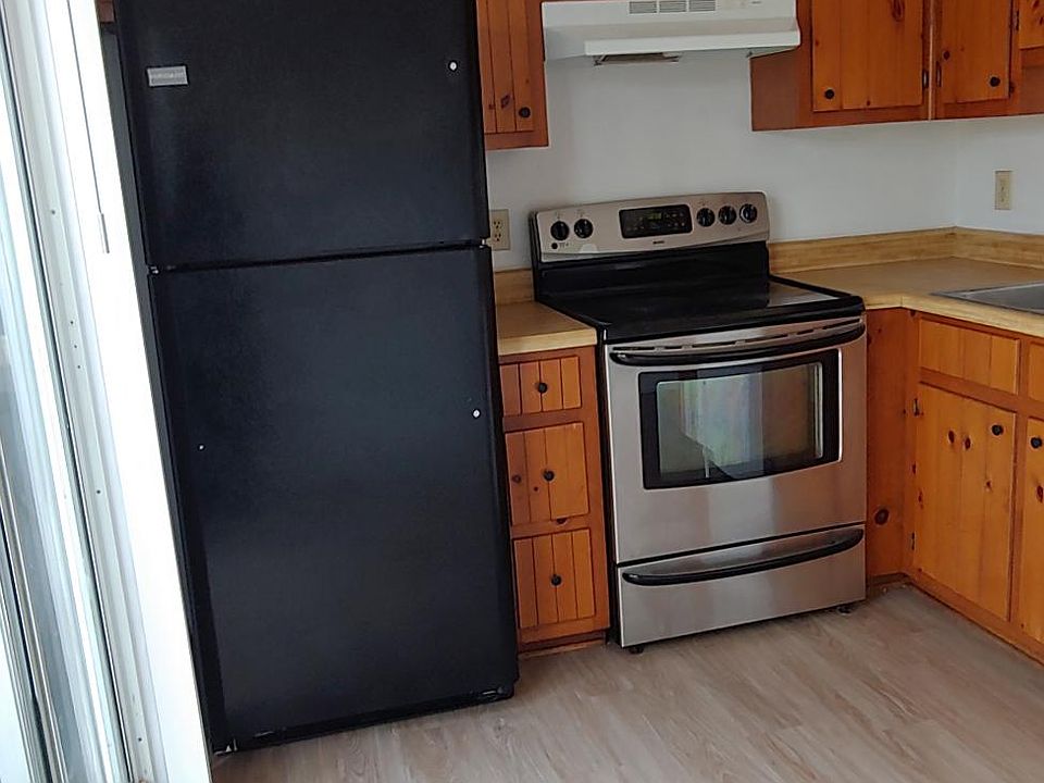1st image of 2022 Elmhurst Ln