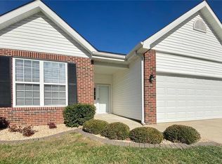 280 Fawn Oaks Ln, O Fallon, IL 62269