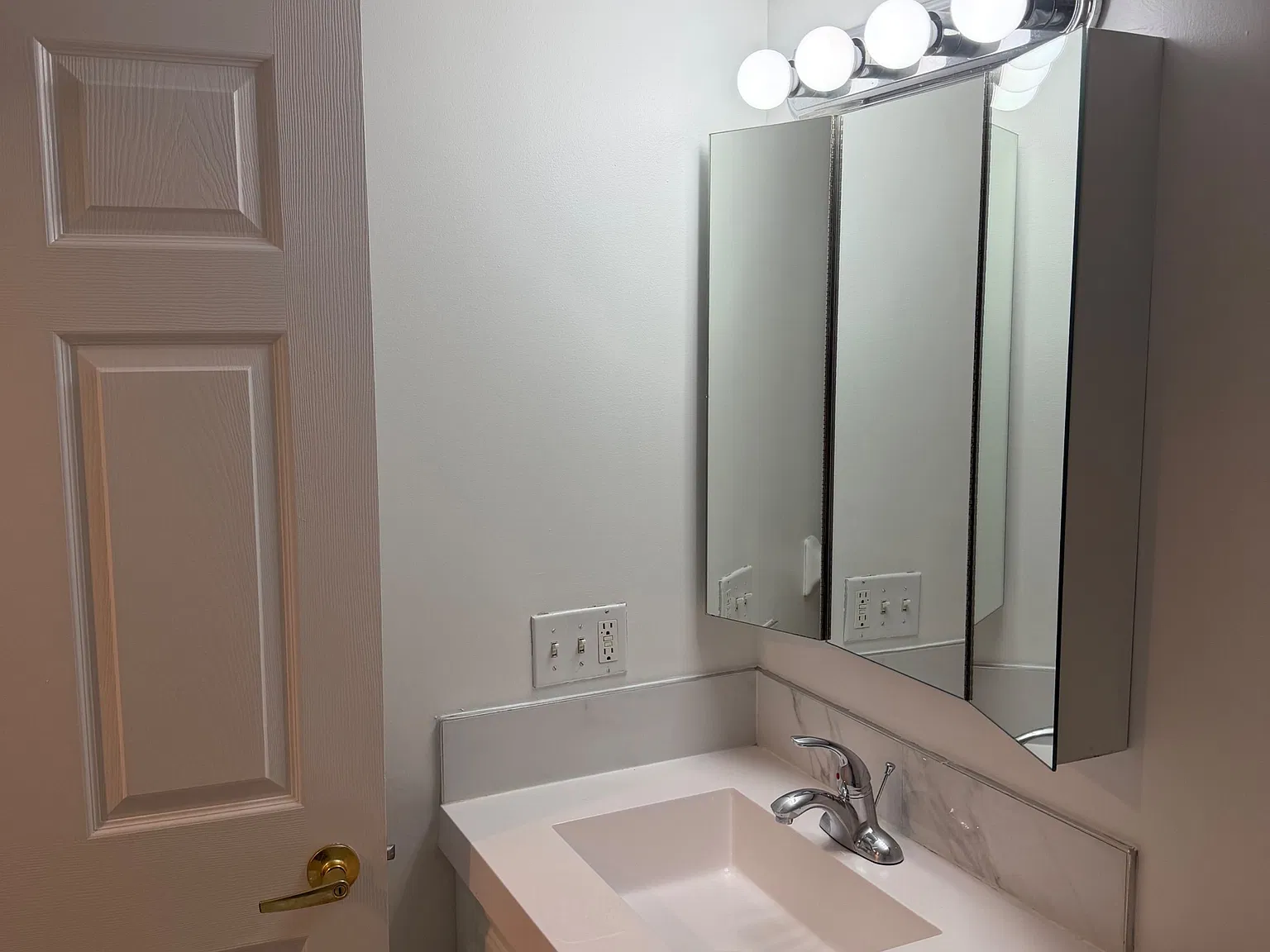 1 bed, $2,195 — Photo 4