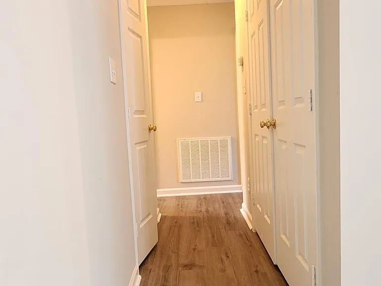 303 Woodstar Dr — Photo 12