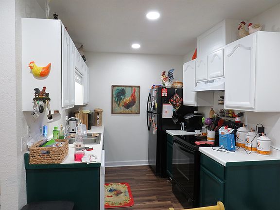 2nd image of 8472 Glen Meadow Ln