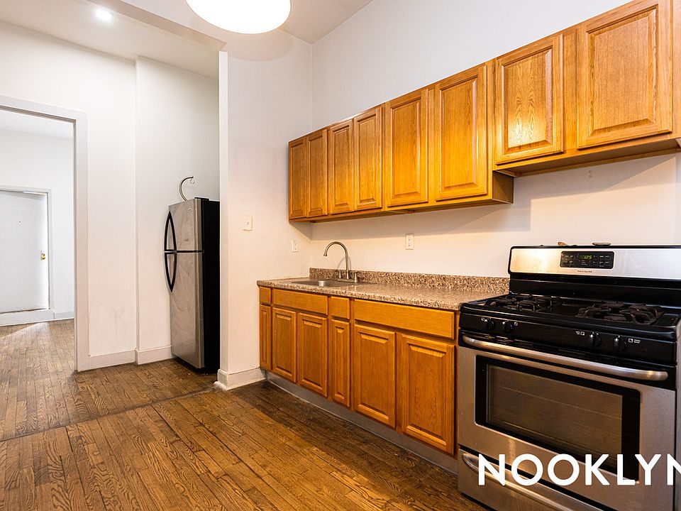 1st image of 350 Melrose St #1C