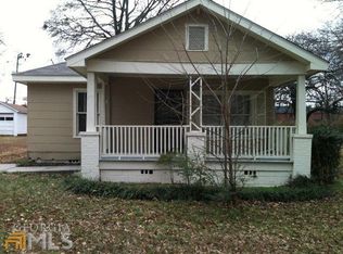 975 Finley Dr, Forest Park, GA 30297
