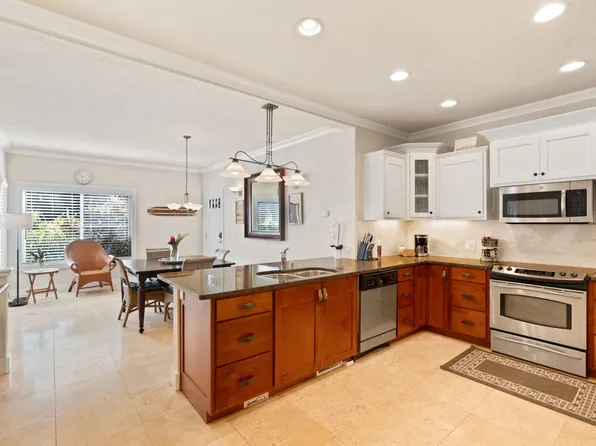 2387 Hoohu Rd #H214, Koloa, HI 96756