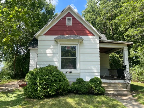 1644 E William St, Decatur, IL 62521