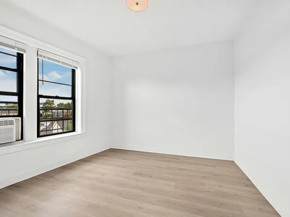 57 Corbin Avenue image 2 of 21