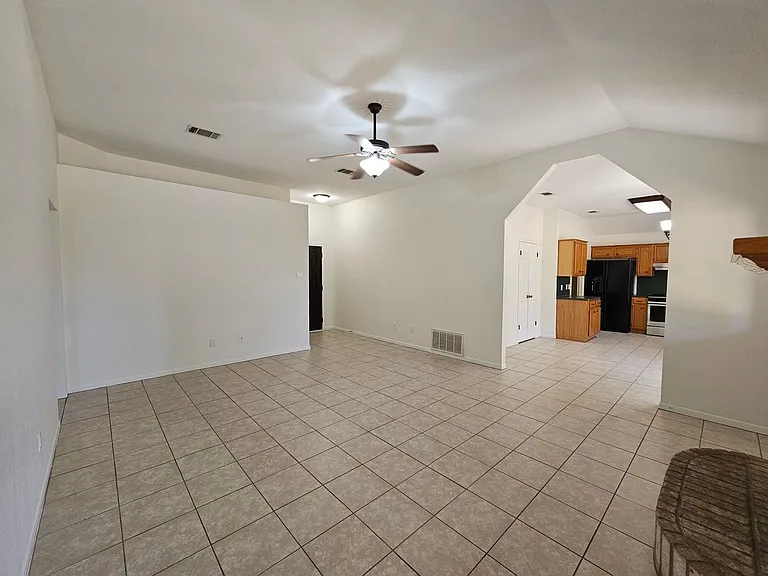 4211 Breckenridge Dr — Photo 7