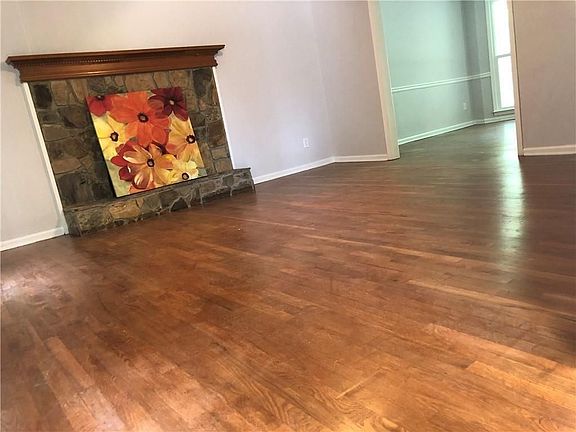 5th image of 1201 Sweet Woods Dr