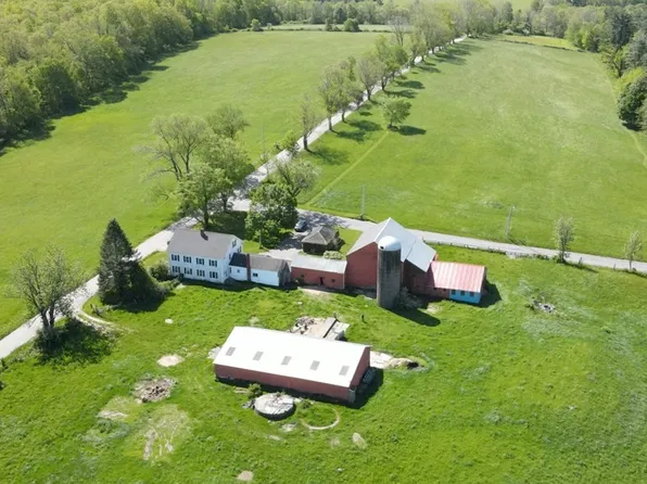 75 Marsh Rd, Webster, MA 01571