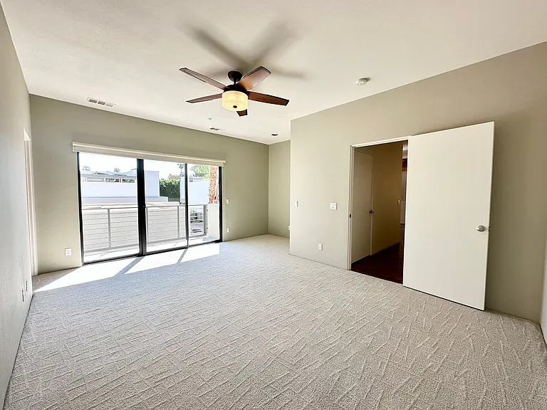 1518 E Baristo Rd — Photo 28