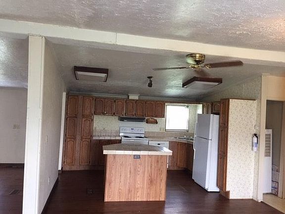 3rd image of 3028 Caldwell Ln #17300