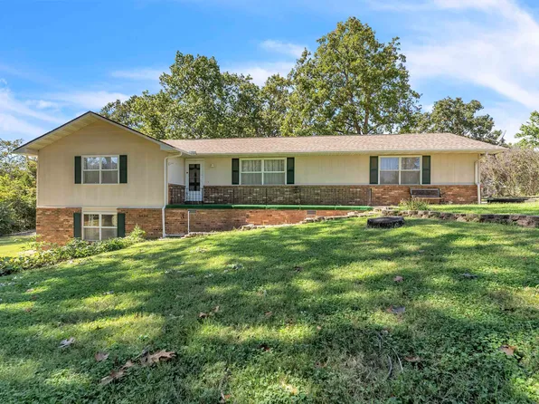 28 County Road 484, Mountain Home, AR 72653