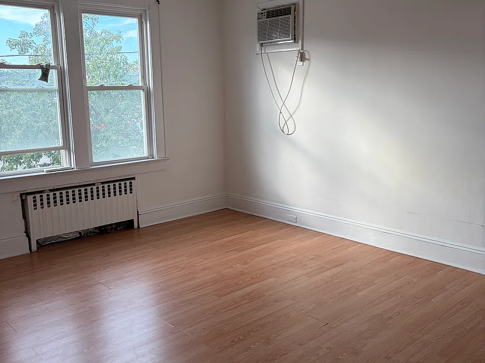 28 Herman St #2