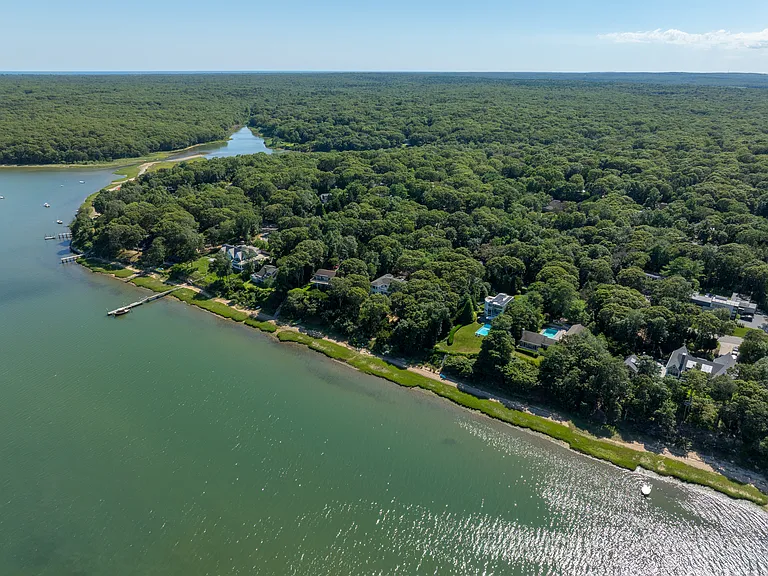 26 Three Mile Harbor Dr — Photo 43