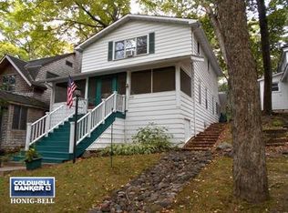 465 N Lakeshore Dr #B, Fontana, WI 53125